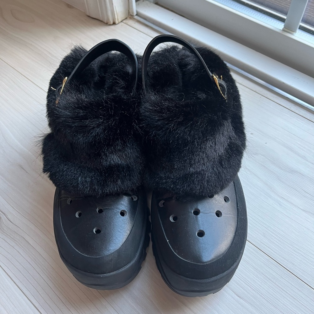 Stellla McCartney Black Fur-Lined Clogs size 37